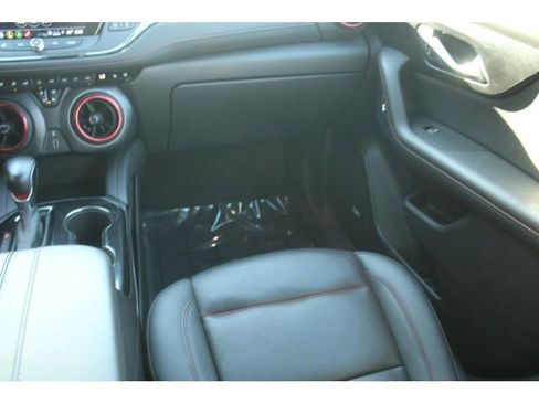 Used 2022 Chevrolet Blazer RS w/ Enhanced Convenience Package image 17