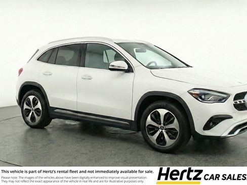Used 2025 Mercedes-Benz GLA 250 image 1