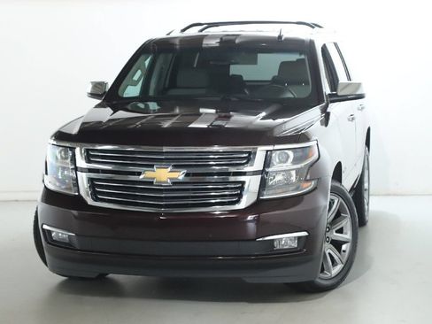 Used 2017 Chevrolet Tahoe Premier AWD/4WD image 3