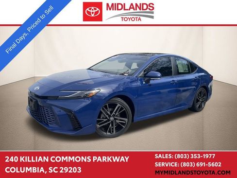 Used 2025 Toyota Camry XSE w/ Premium Plus Package AWD/4WD image 1