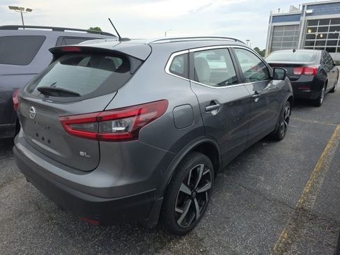 Used 2020 Nissan Rogue Sport SL w/ Premium Package FWD image 4