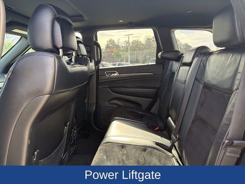 Used 2018 Jeep Grand Cherokee Altitude image 12