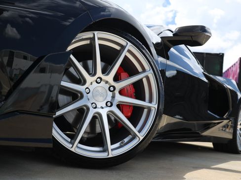 Used 2020 Chevrolet Corvette Stingray Premium Cpe w/ 3LT Preferred Equipment Group RWD image 37