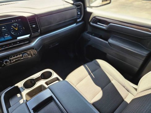 Used 2025 Chevrolet Silverado 1500 LT w/ Work Truck Package AWD/4WD image 14