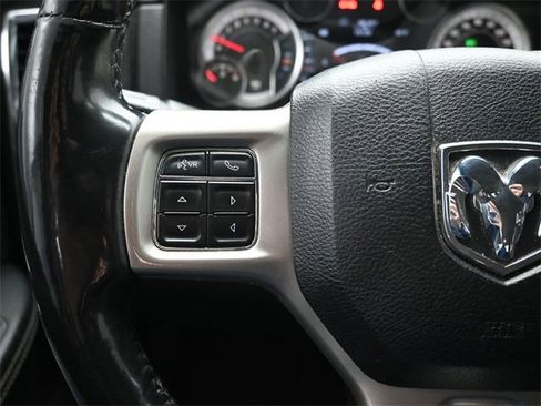 Used 2015 RAM 1500 Laramie image 28