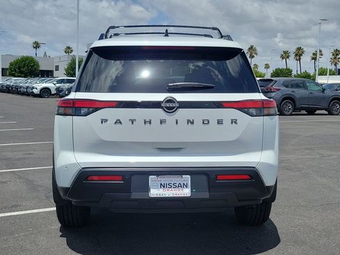 New 2026 Nissan Pathfinder SV FWD image 22