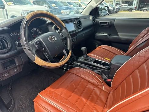 Used 2019 Toyota Tacoma SR w/ SR Convenience Package RWD image 9