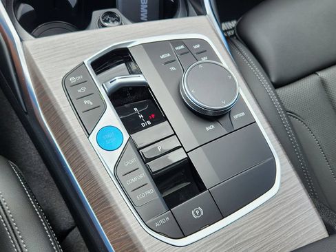 New 2026 BMW i4 xDrive40i w/ Premium Package AWD/4WD image 18