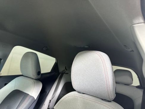 Used 2021 Chevrolet Bolt LT FWD image 12