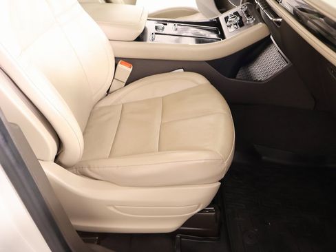 Certified 2024 Lincoln Aviator Reserve w/ Equipment Group 201A image 14