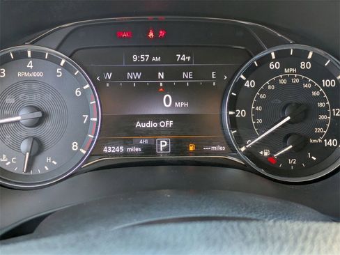 Used 2024 INFINITI QX80 Luxe image 19