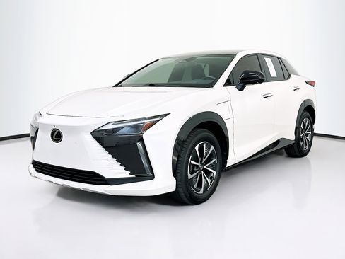 Used 2023 Lexus RZ 450e Premium w/ Technology Package AWD/4WD image 3