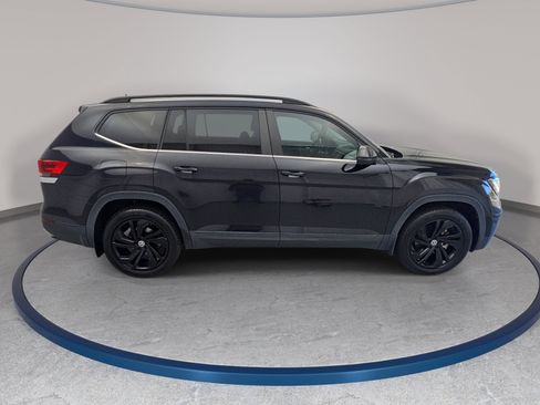 Used 2022 Volkswagen Atlas SE w/ Panoramic Sunroof Package AWD/4WD image 4