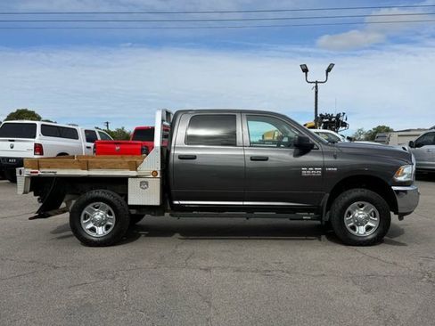 Used 2017 RAM 2500 Tradesman w/ Chrome Appearance Group AWD/4WD image 2