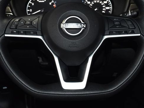 Used 2024 Nissan Altima 2.5 SV image 25