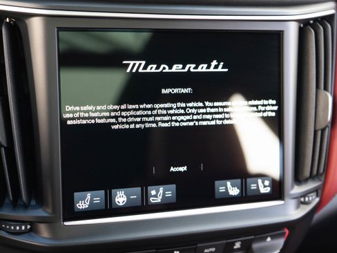 Used 2022 Maserati Levante Modena S image 24
