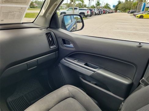 Used 2018 Chevrolet Colorado LT w/ LT Convenience Package image 14