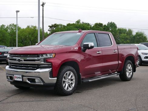 Used 2020 Chevrolet Silverado 1500 LTZ w/ LTZ Premium Package AWD/4WD image 5