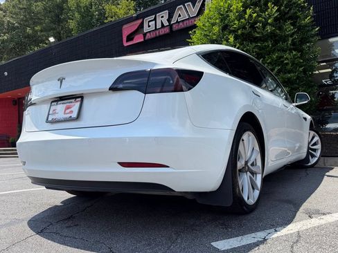 Used 2020 Tesla Model 3 Standard Range Plus RWD image 12