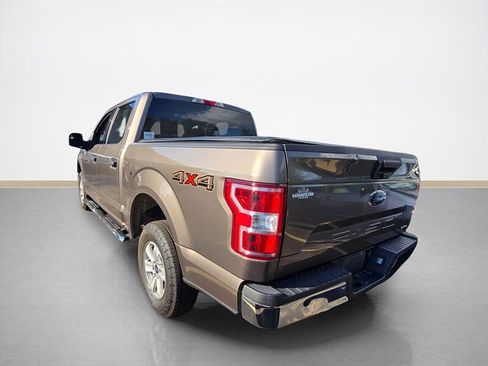 Used 2018 Ford F150 XLT AWD/4WD image 4