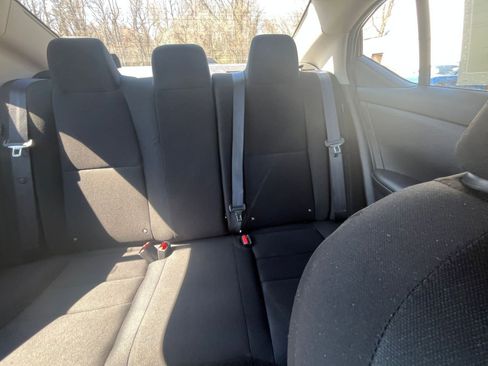 Used 2025 Nissan Sentra S image 32