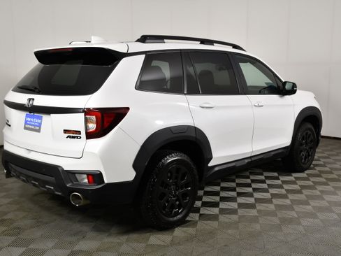 Certified 2023 Honda Passport TrailSport image 6