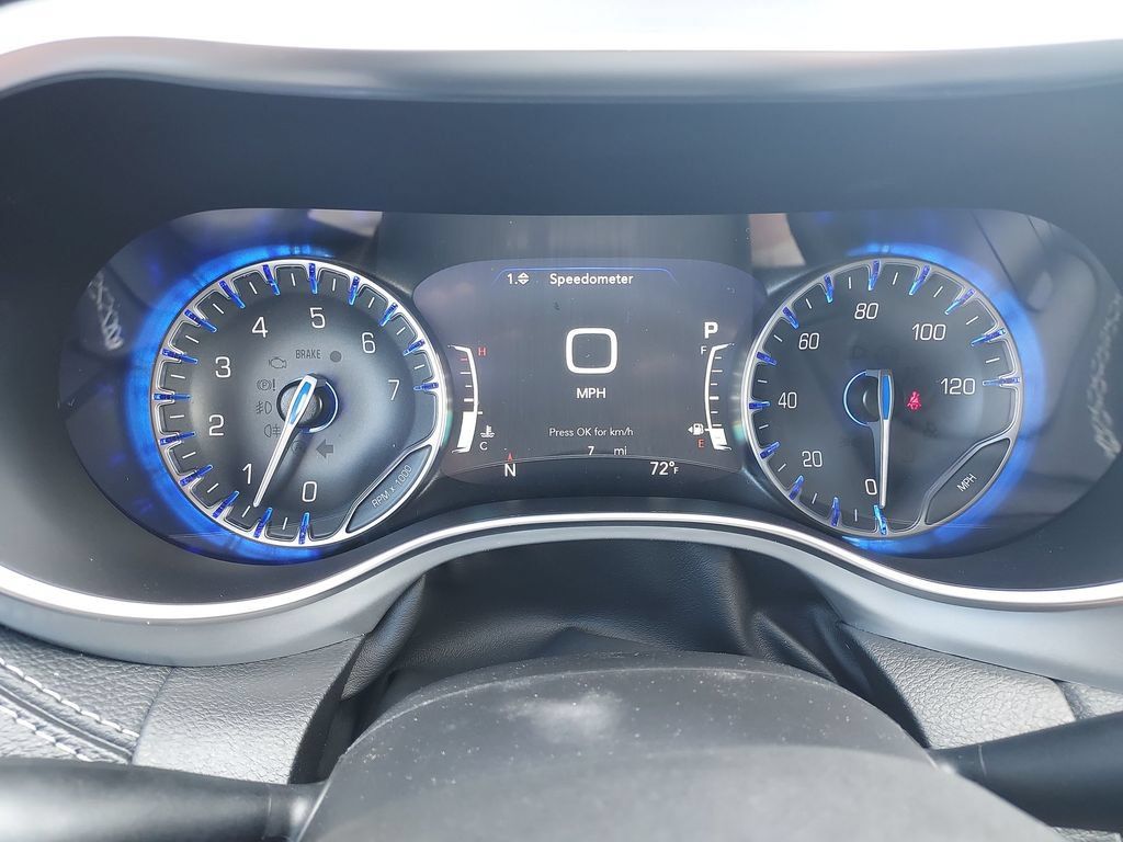 New 2026 Chrysler Pacifica Limited w/ S Appearance Package FWD image 21