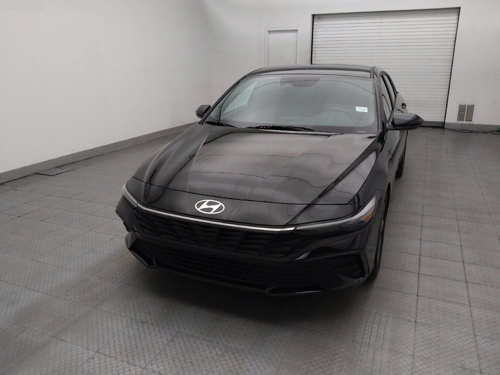 Used 2025 Hyundai Elantra Sport FWD image 15