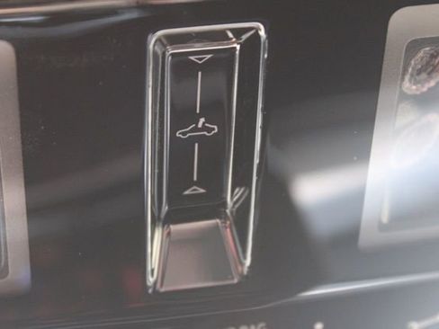 New 2025 Volkswagen GTI SE image 18