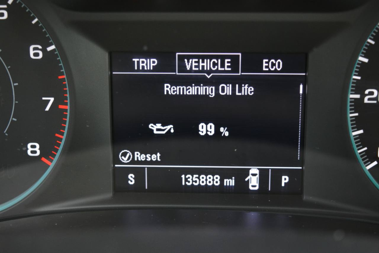 Used 2023 Chevrolet Malibu LS FWD image 20