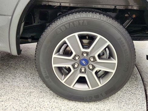 Used 2017 Ford F150 XLT w/ Equipment Group 302A Luxury image 9