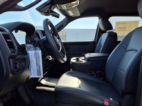 New 2025 RAM 3500 4x4 Crew Cab DRW image 16