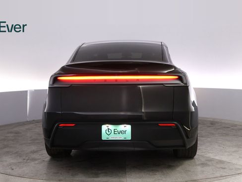 Used 2026 Tesla Model Y Long Range RWD image 15