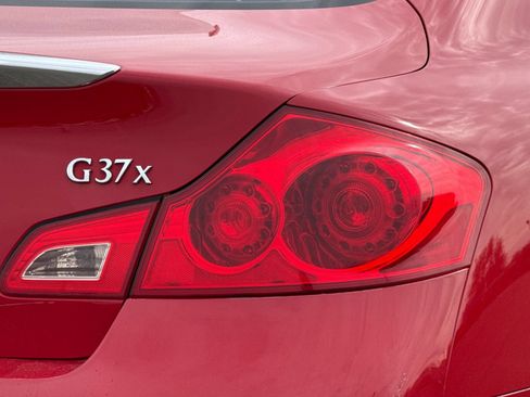 Used 2012 INFINITI G37 x Sedan w/ Premium Pkg AWD/4WD image 22