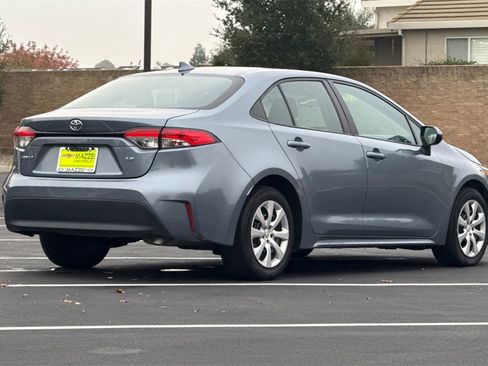 Used 2023 Toyota Corolla LE image 10