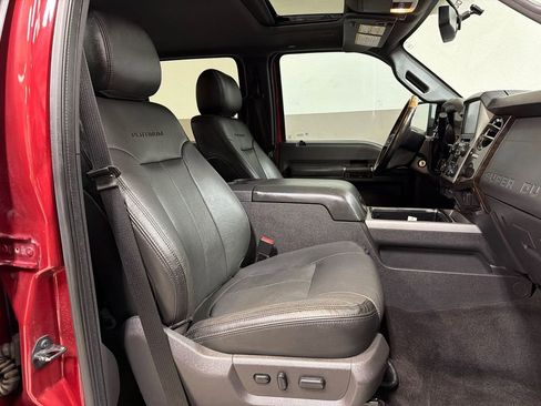 Used 2016 Ford F350 Platinum w/ FX4 Off-Road Package AWD/4WD image 42