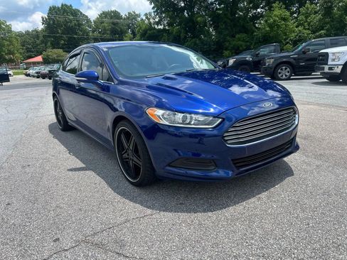 Used 2016 Ford Fusion SE image 6