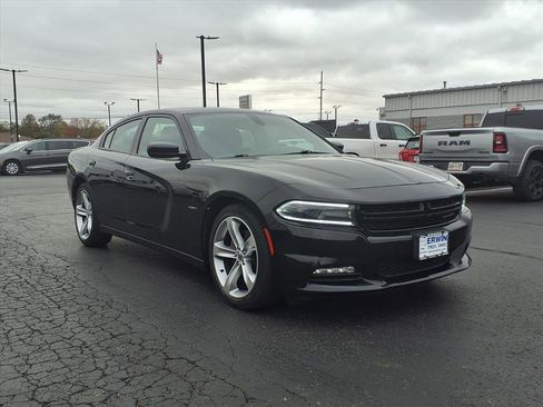 Certified 2017 Dodge Charger R/T image 1