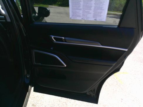 Used 2021 Kia Telluride LX image 18