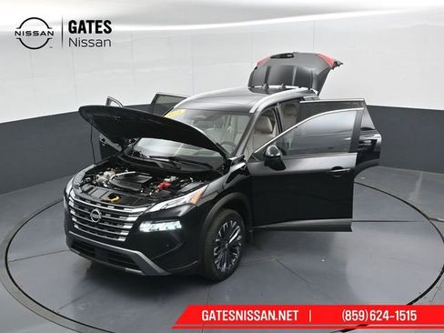 Used 2025 Nissan Rogue SL w/ Tech Package AWD/4WD image 55