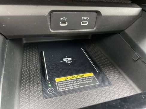Used 2023 Honda Accord Touring image 18