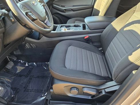 Used 2022 Ford Edge SE w/ Black Appearance Package AWD/4WD image 19