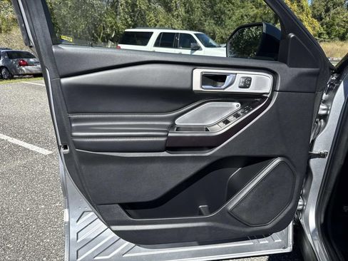 Used 2020 Ford Explorer ST w/ ST Street Pack image 19