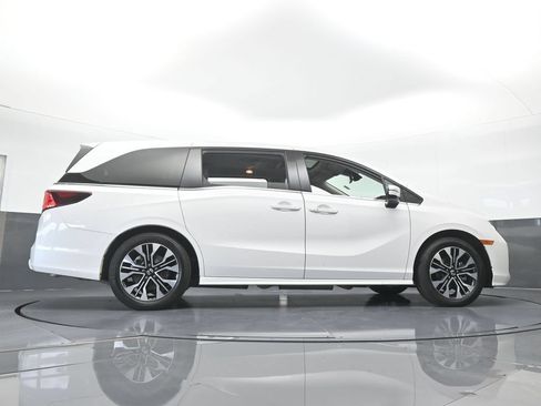 Used 2025 Honda Odyssey Elite image 69