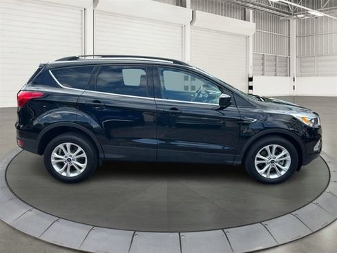 Used 2019 Ford Escape SEL AWD/4WD image 6