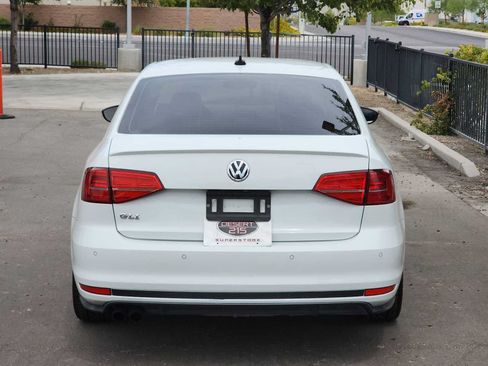 Used 2017 Volkswagen Jetta GLI FWD image 7