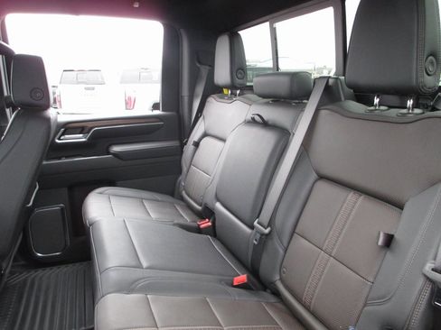 Certified 2024 Chevrolet Silverado 2500 High Country w/ Midnight Edition image 21