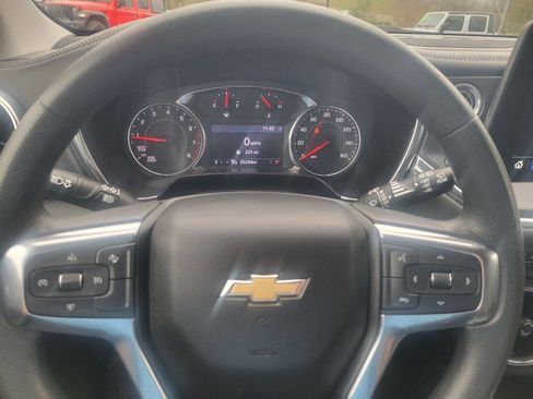 Used 2023 Chevrolet Blazer LT image 9