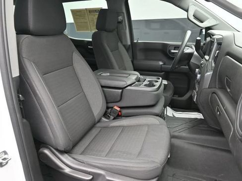 Used 2025 Chevrolet Silverado 1500 Custom AWD/4WD image 31