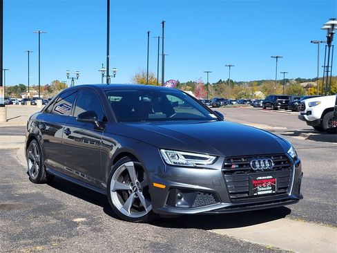 Used 2019 Audi S4 Prestige image 2